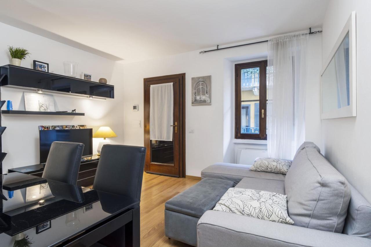 Cozy & Comfy Apt In Navigli Area Milán Exterior foto