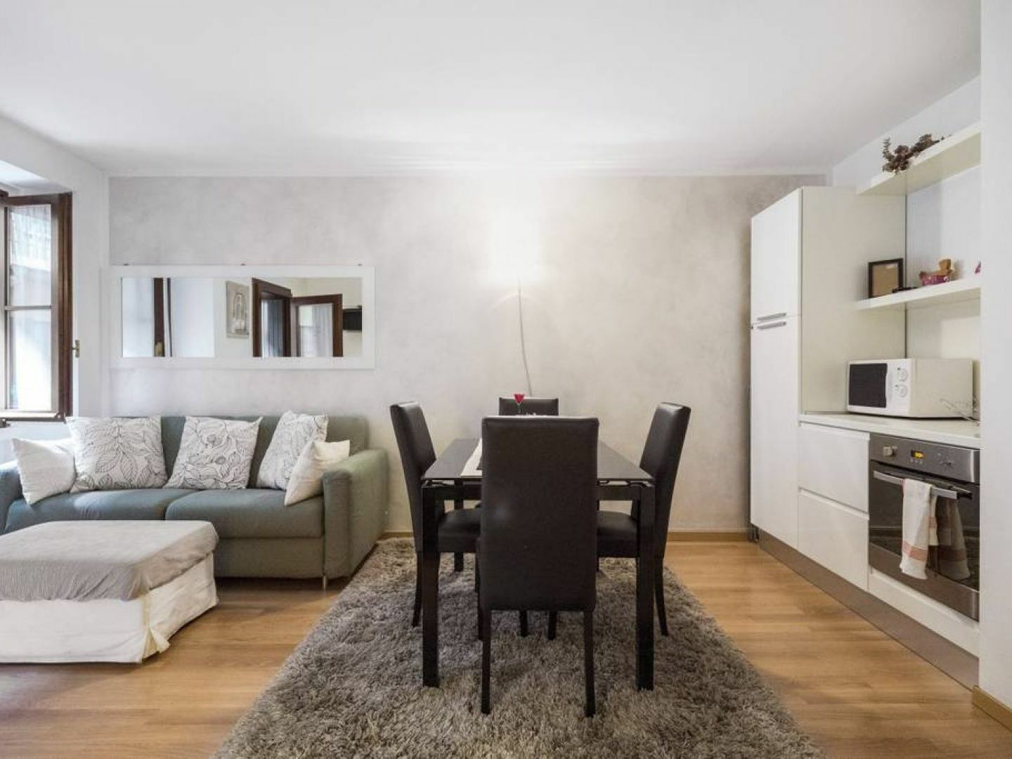 Cozy & Comfy Apt In Navigli Area Milán Exterior foto